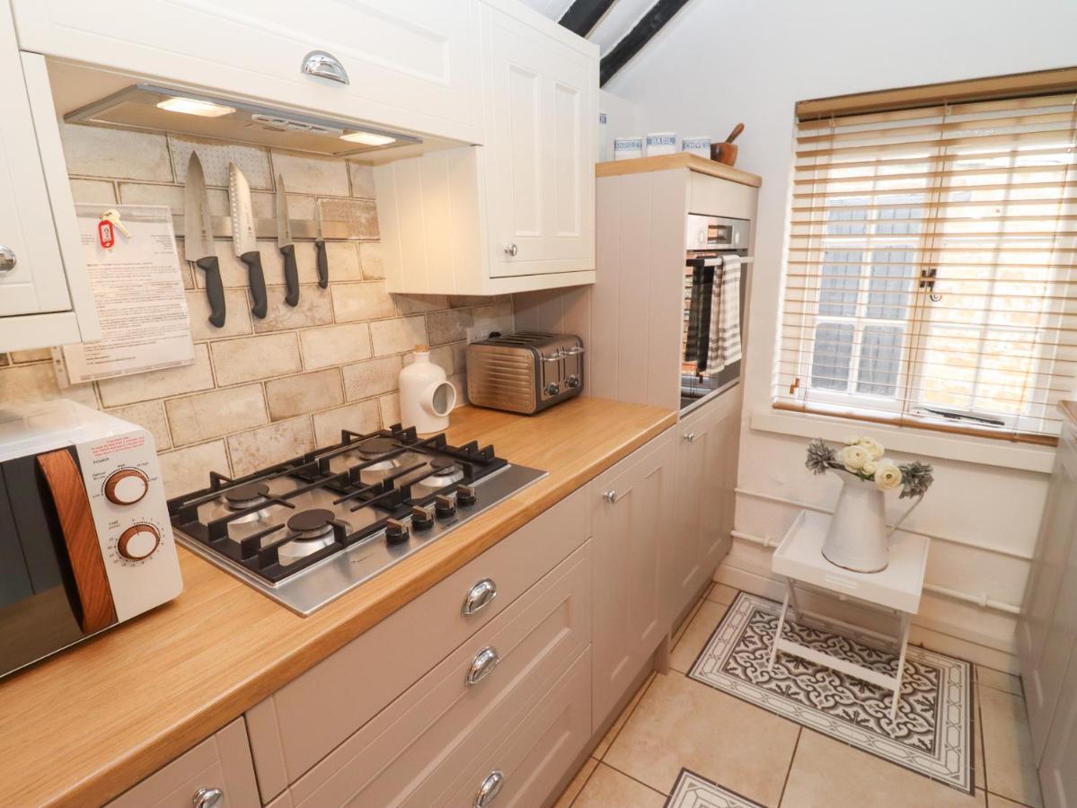Hobbes Cottage Malmesbury Exterior foto